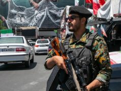 Iranianos dentro do Irã descrevem o controle do IRGC em meio a um frágil cessar-fogo