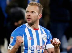 West Brom está competindo com Watford para contratar a estrela de 18 gols