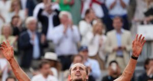 Por que a principal revista esportiva da França deu as costas à vitória de Zverev em Roland Garros