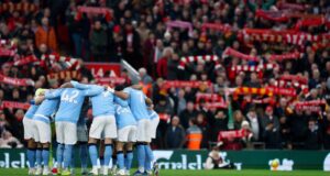 O Liverpool está tentando desesperadamente garantir um acordo pré-Copa do Mundo para o jogador que o Manchester City está em negociações para assinar