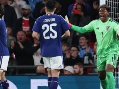 O clube disse ao Man Utd e ao Aston Villa para apresentarem uma oferta irresistível pela estrela da Copa do Mundo