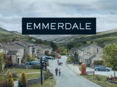 A estrela de Emmerdale compartilha uma foto ‘devastadora’ do set com colegas de elenco enquanto é dispensado da novela