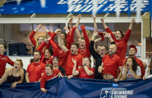 Ohio State Swimming contrata Emily Hetzer e promove Michael Butler