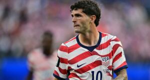 Torcedores da USMNT preocupados depois que Christian Pulisic desistiu no intervalo contra o Paraguai