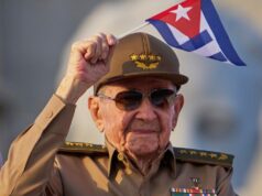 Raul Castro aparece em público pela primeira vez desde as acusações de assassinato do Departamento de Justiça contra Trump