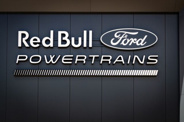 red-bull-ford-powertrains-2.jpg