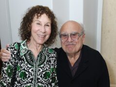 Danny DeVito diz que ele e Rhea Perlman são melhores amigos porque moram separados