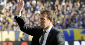 “Vasco” Arruabarrena concorda com Riquelme e está a um passo de voltar ao Boca