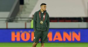 Aleksander Stankovic retorna ao Inter, mas a transferência para a Premier League ainda é possível