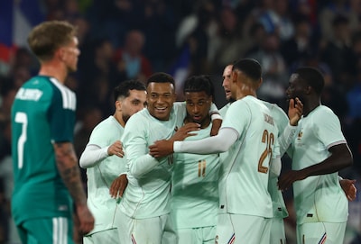 A França, favorita na Copa do Mundo, ganhou confiança no treino contra a Irlanda do Norte com o herói Michael Olise, que fez três gols.
