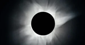 O mistério do nono planeta se aprofunda à medida que novas descobertas desafiam a teoria do planeta oculto