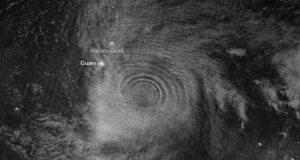 O supertufão Sinlaku causou ondas de gravidade atmosférica visíveis do espaço
