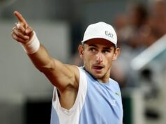 Arnaldi derrotou Tiafoe em uma partida de 5,5 horas, anunciando as quartas de final em Paris.