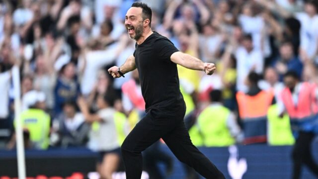 tottenham-hotspur-manager-roberto-de-zerbi-celebrates-after-the-match.JPG