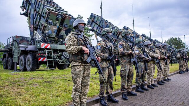 ukraine-weapons.jpg