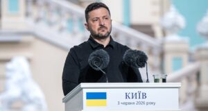 Zelensky da Ucrânia, numa carta ao Putin da Rússia, propõe a realização de uma reunião para acabar com a guerra