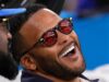 Parabéns a Aaron Donald por voltar com Myles Garrett