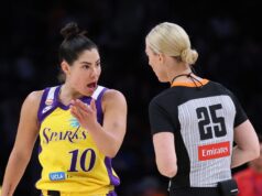 Os Sparks estão lutando para se adaptar à repressão da WNBA ao jogo físico
