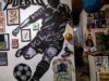 A exposição Boyle Heights critica a FIFA, lembrando os torcedores da comunidade do futebol