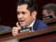 O deputado Jimmy Gomez de Los Angeles está supostamente enfrentando uma investigação da Câmara sobre alegações de má conduta sexual