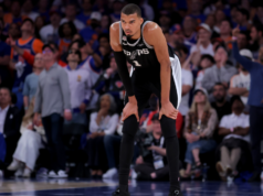 Victor Wembanyama, do Spurs, não se incomodou com os torcedores do Knicks jogando ovos nele
