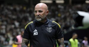 Jorge Sampaoli se aposenta do futebol argentino para dirigir o Talleres de Córdoba