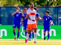 A seleção holandesa decepcionou no último teste da Copa do Mundo com cartões vermelhos questionáveis e pênaltis pendentes em um período final caótico.