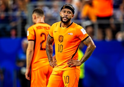 wk-voetbal-2026-usa-nederland-japan-memphis-depay-baalt-an-het-laatste-fluitsignaal-oranje-verspeelt.jpeg