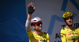 ‘Gostaria de continuar trabalhando com ele’ – diz Wout van Aert sobre a saída de Niermann ao retornar à estrada pela primeira vez desde Paris-Roubaix