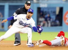 Os Dodgers distribuem seus chapéus anuais da Noite do Orgulho, provocando uma reação cruel.