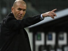 Zinedine Zidane será oficialmente nomeado técnico da França na terça-feira.