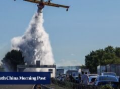 Os incêndios florestais causaram estragos em França, Espanha e Portugal, à medida que as temperaturas voltam a subir na Europa.