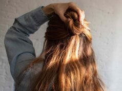 Compradores com queda de cabelo dizem que este shampoo para crescimento de cabelo de US $ 25 funciona como um ‘milagre’ para fios mais grossos