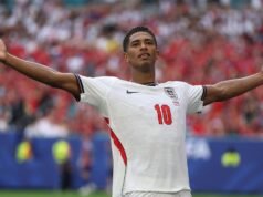 Bellingham leva a Inglaterra às semifinais. Haaland para, Noruega também