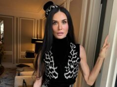 Demi Moore, 63 anos, evita que seu cabelo caia em ‘tubos’ usando xampu francês, segundo compradores