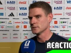 Um Barry emocionado elogiou os jogadores ingleses ‘de coração partido’.