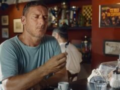 “Totti quem?”: o capitão, como Homem-Aranha, passa por Roma e ninguém o reconhece mais