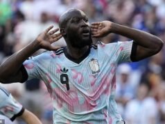 A ‘maldição Trump’ custará à América? Os Estados Unidos foram ridicularizados em todo o mundo quando a Bélgica os eliminou da Copa do Mundo – com uma dança para o presidente e críticas do Irã e da Turquia depois que ele tentou contornar o cartão vermelho