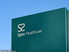 A empresa hospitalar privada Spire está dando a um magnata dos fundos de hedge mais tempo para realizar uma aquisição de £ 1 bilhão
