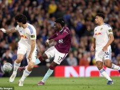 Upson Jr troca o Tottenham pelo Arsenal, Burnley negocia a venda de £ 28 milhões para Leipzig.