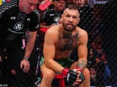 O retorno de Conor McGregor ao UFC terminou em desastre, já que o irlandês sofreu uma lesão grave apenas UM MINUTO após sua luta no UFC 329 com o inimigo Max Holloway