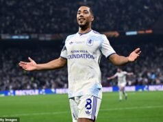 Man United em negociações avançadas para contratar o meio-campista do Aston Villa Youri Tielemans – poucos dias após a partida de coração da Copa do Mundo contra a Bélgica