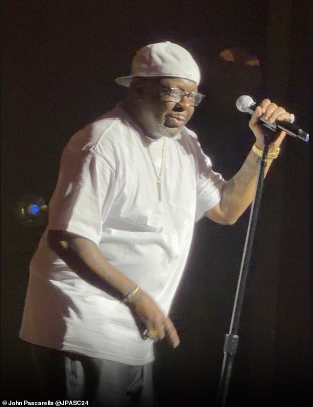 109992003-15974579-Bobby_Brown_left_fans_stunned_as_he_appeared_to_snub_his_late_ex-a-4_178397865183.jpeg