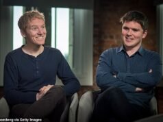 Os irmãos bilionários irlandeses por trás da empresa de pagamentos Stripe lançaram uma oferta de £ 40 bilhões pelo PayPal