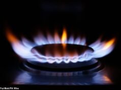 As famílias estão a preparar-se para novos choques nas contas de energia à medida que a guerra do Irão aumenta os preços do petróleo e do gás