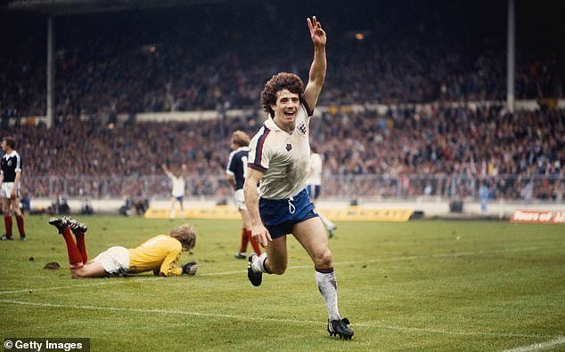 110145121-15991709-Kevin_Keegan_celebrates_after_scoring_one_of_his_most_famous_goa-a-57_17845791848.jpeg