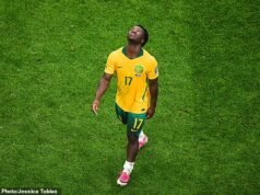 A estrela emergente do Socceroos, Nestory Irankunda, deve se tornar o jogador de futebol australiano mais caro da história com a transferência para o clube que deu origem a Ronaldo