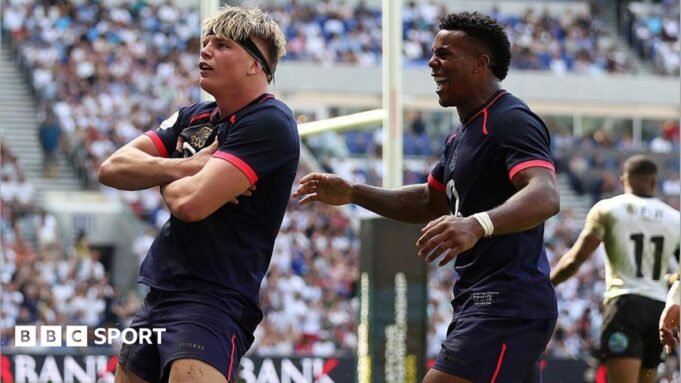 Fiji 8-66 Inglaterra: hat-trick de Henry Polk, derrota da Inglaterra, Fiji lamenta o fim da seqüência de derrotas Fiji 8-66 Inglaterra: hat-trick de Henry Polk, derrota da Inglaterra, Fiji lamenta o fim da seqüência de derrotas