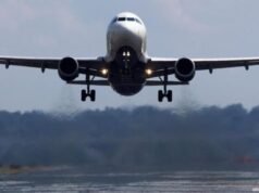 Uma janela quebrada no avião: o que acontece, por que arriscar e se salvar?