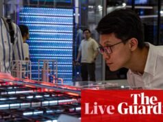 As ações globais de tecnologia enfraquecem à medida que a venda de chips se aprofunda; Vendas da Burberry impulsionadas por compradores da geração Z – vida empresarial | Negócios